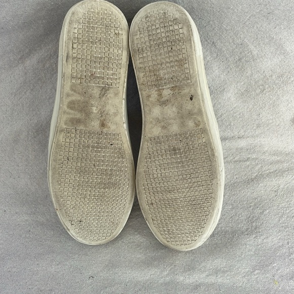 GWEN Beaded Bird Steve Madden Slip-on Sneakers - Picture 5 of 6